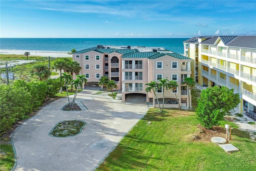 3313 Gulf Dr #102, Sanibel
