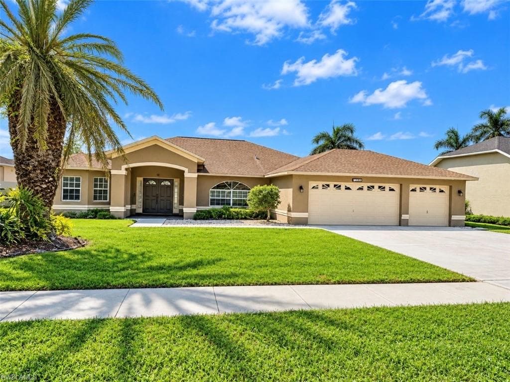 738 Milwaukee Blvd, Lehigh Acres