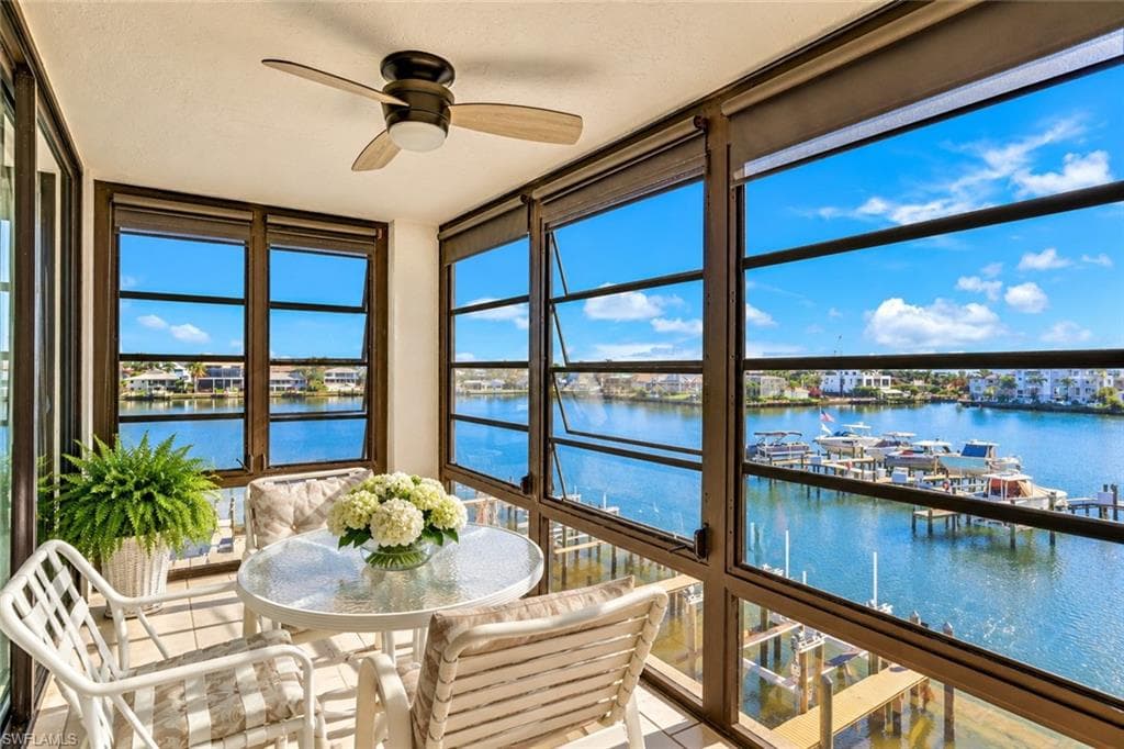 271 Southbay Dr #240, Naples