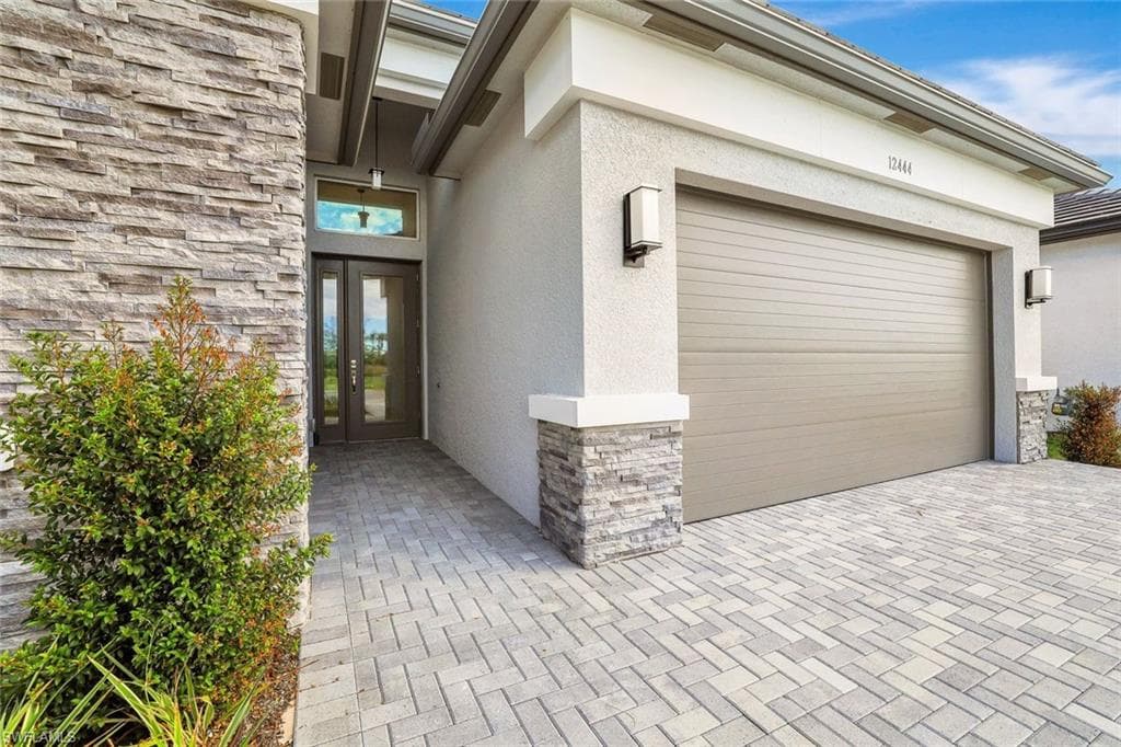 12444 Violet Ln, Naples, photo 2