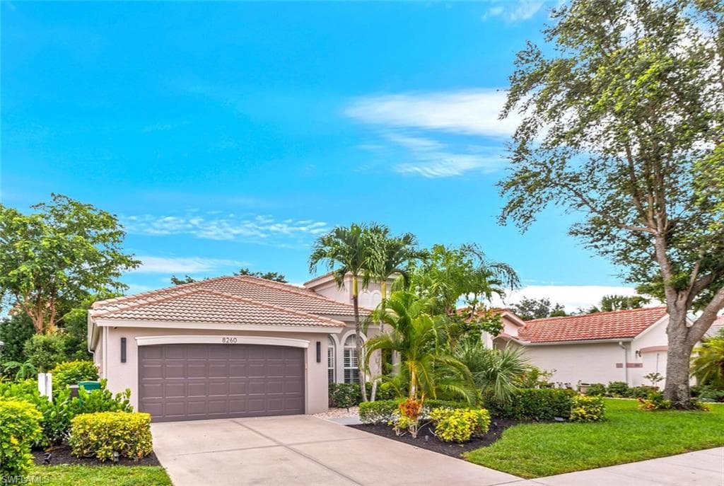 8260 Laurel Lakes Blvd, Naples