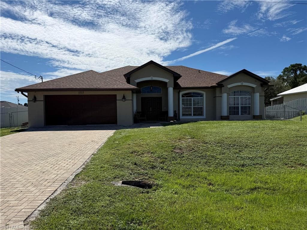 3315 37th St, Lehigh Acres, photo 2