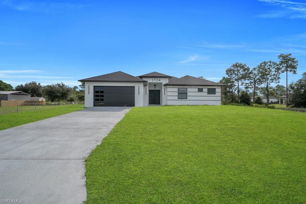 1704 Clayton Ave, Lehigh Acres