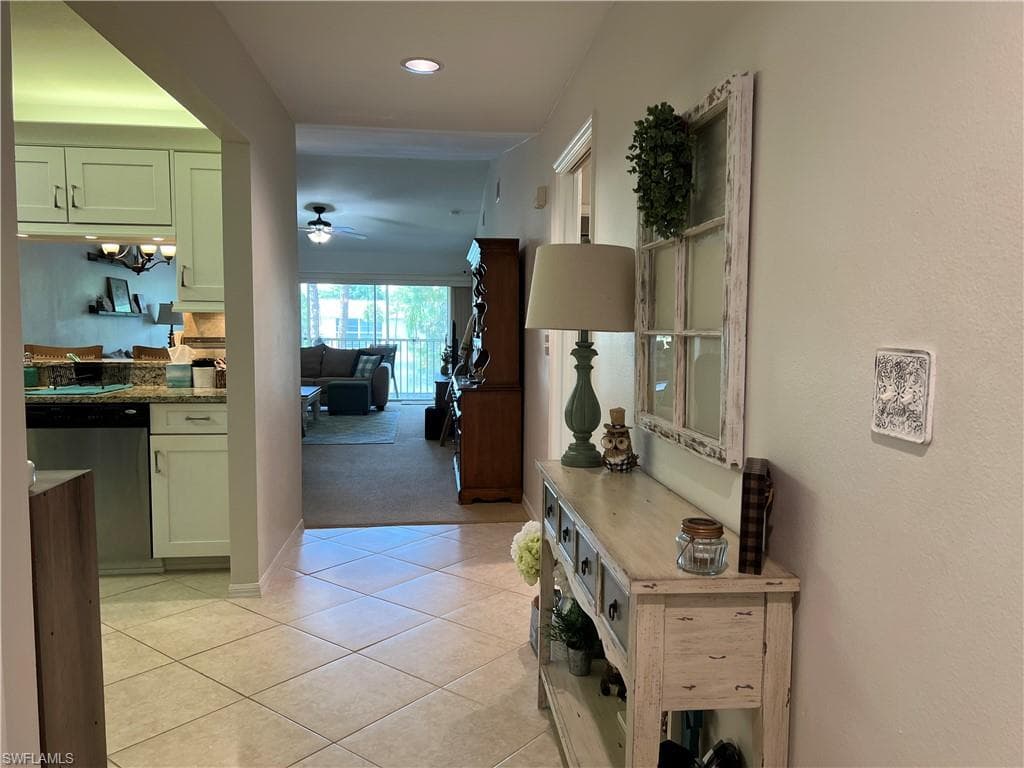 1140 Sarah Jean Cir #205, Naples, photo 2
