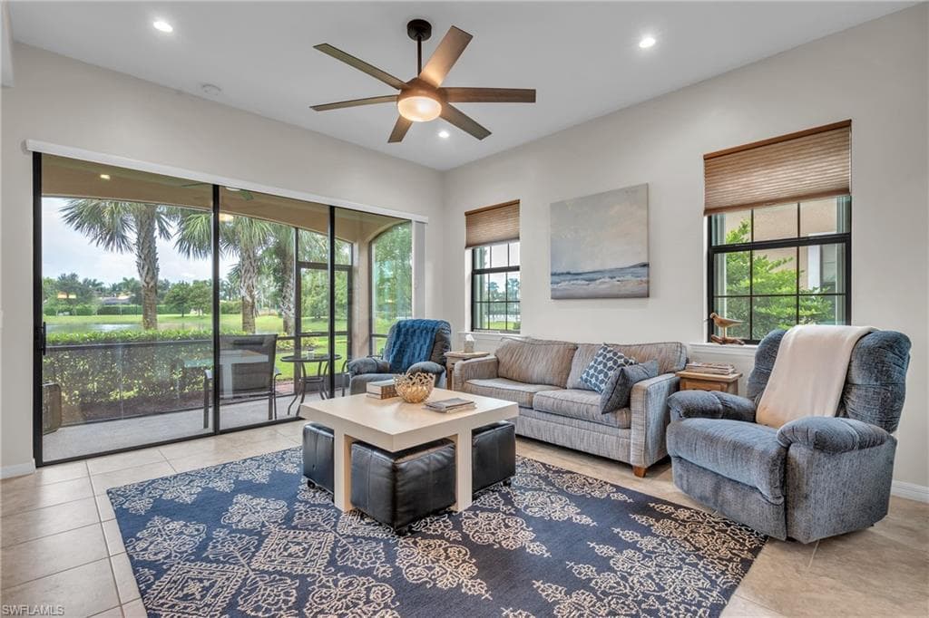 26123 Palace Ln #102, Bonita Springs, photo 2