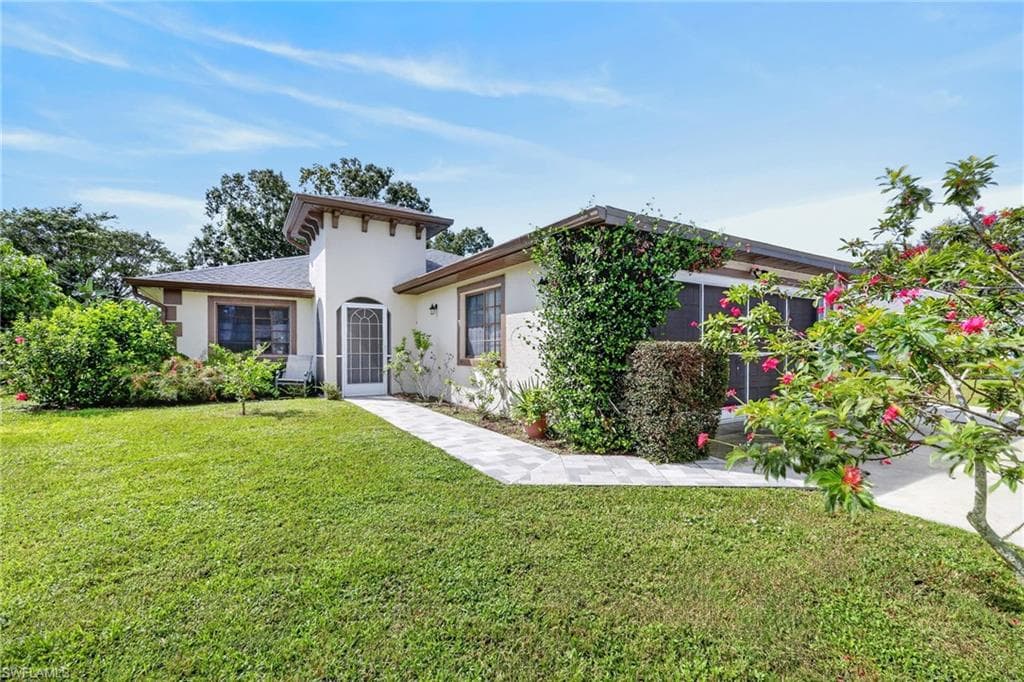 8478 Butternut Rd, Fort Myers, photo 3