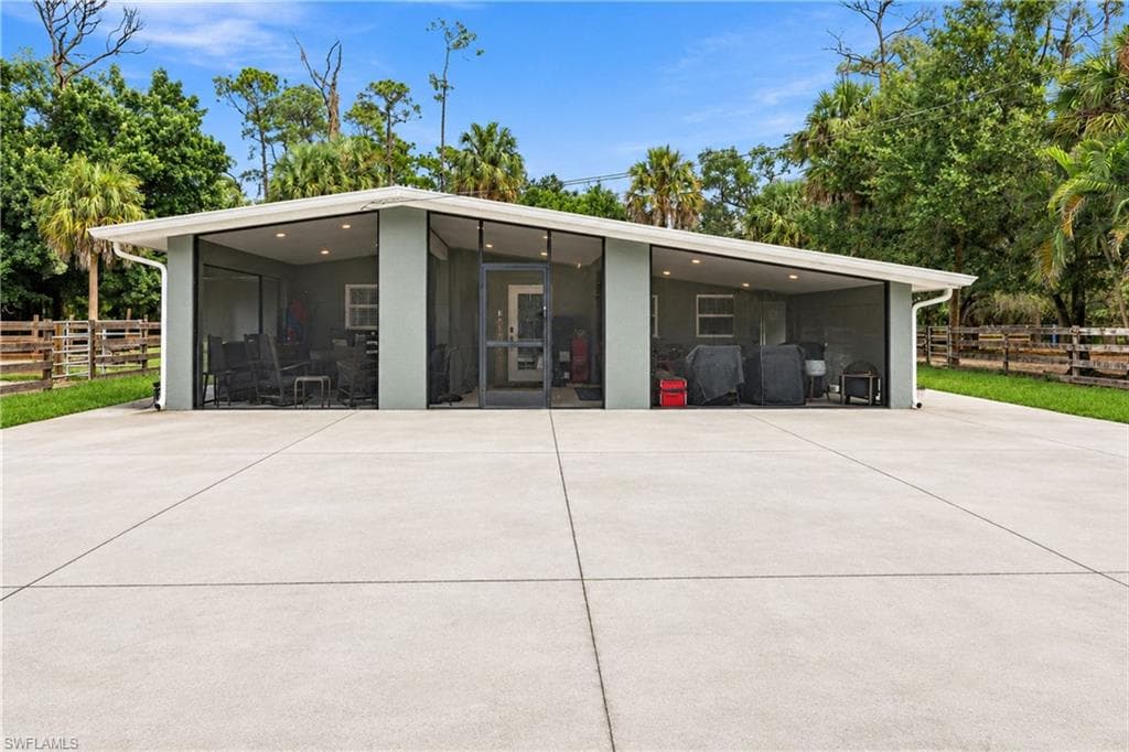 17671 Palm Creek Dr, North Fort Myers