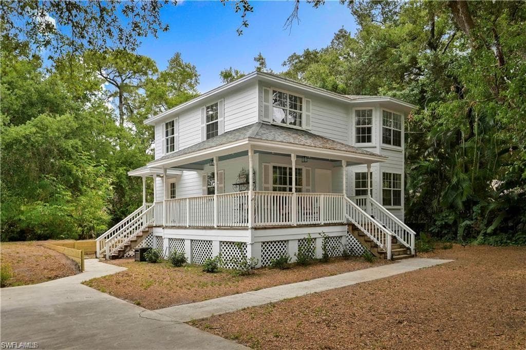 1614 Sunkist Way, Fort Myers