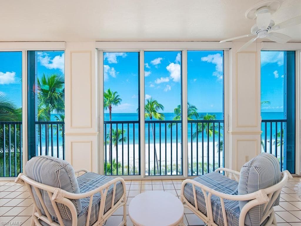 3377 Gulf Shore Blvd #4d, Naples
