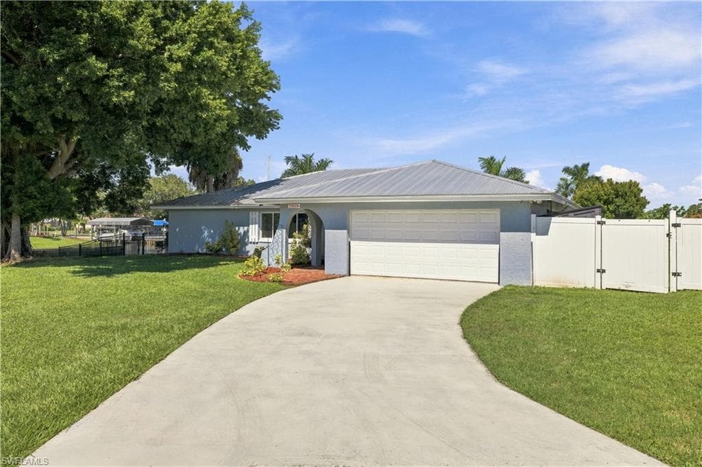 13518 Island Rd, Fort Myers, photo 2