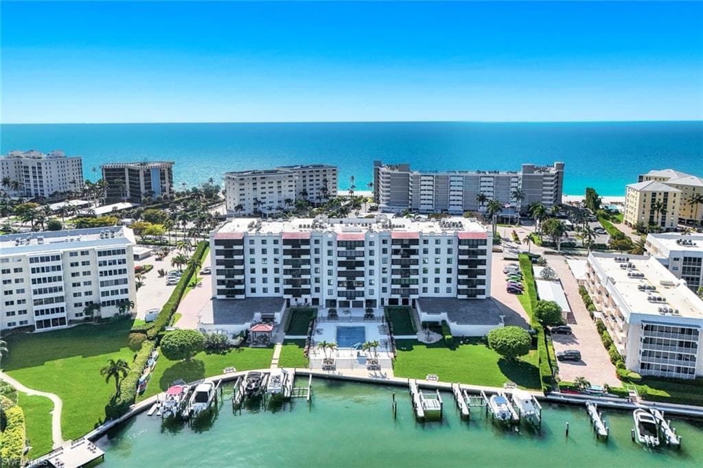 3430 Gulf Shore Blvd #2i, Naples