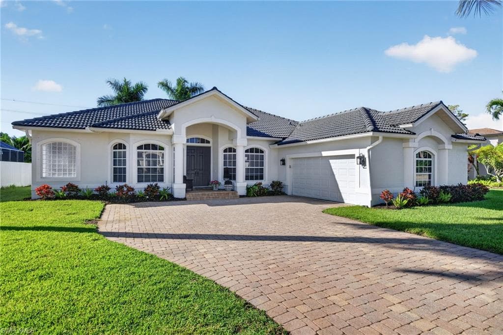 3731 Patty Ct, Bonita Springs, photo 3