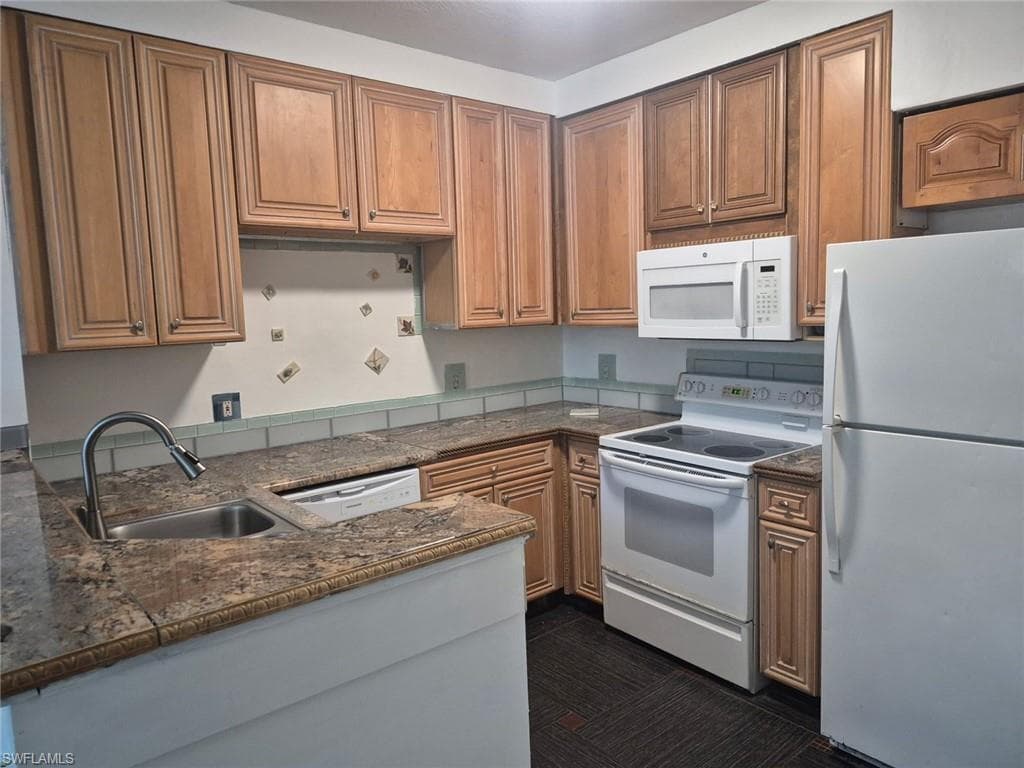 1220 Reserve Way #107, Naples, photo 2