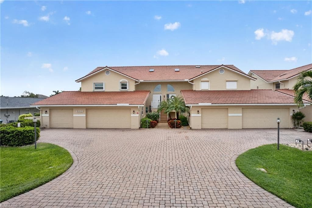 1204 El Dorado Pkwy #201, Cape Coral, photo 3