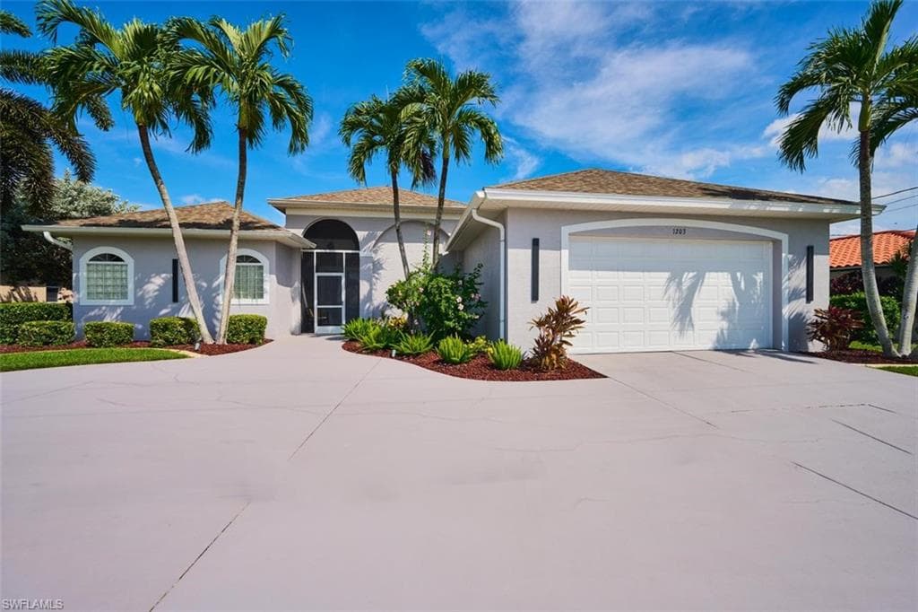 1203 21st St, Cape Coral, photo 2