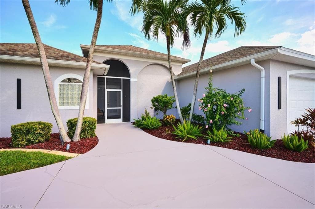1203 21st St, Cape Coral