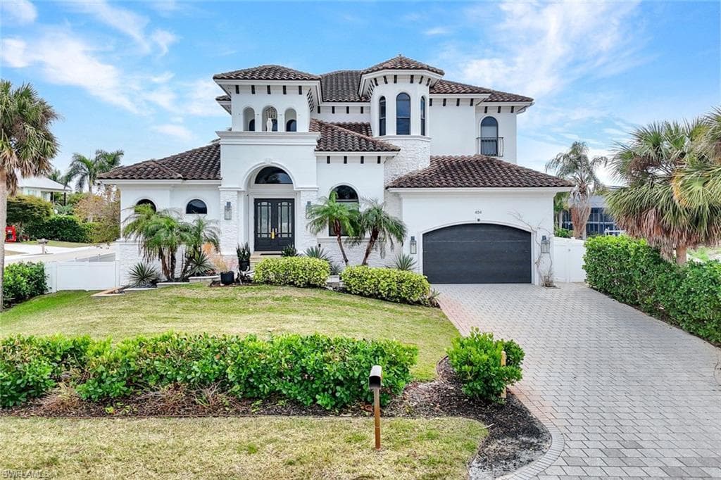 494 Seagull Ave, Naples