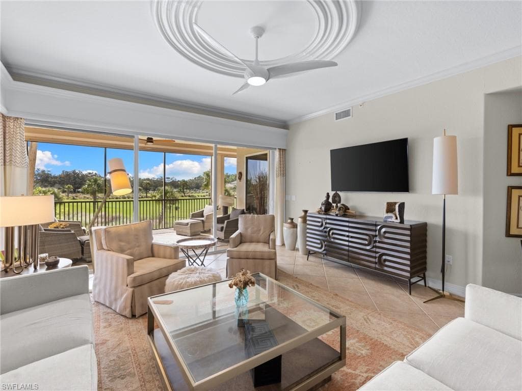 560 El Camino Real #1102, Naples