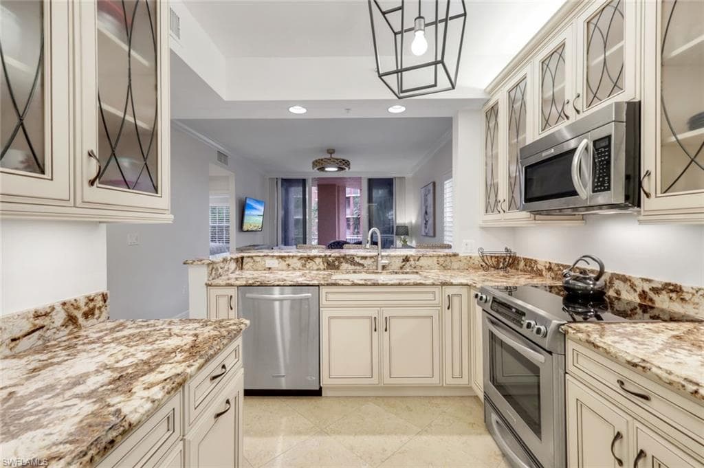 401 Bayfront Pl #3301, Naples, photo 3