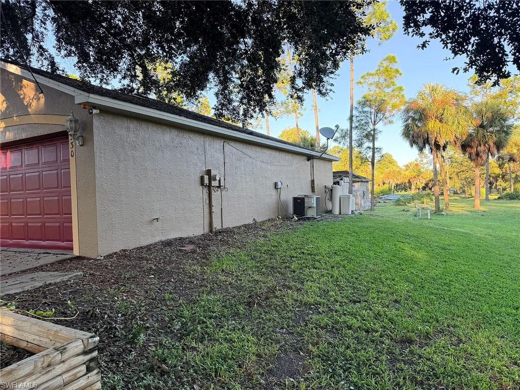 330 12th St, Naples, photo 2
