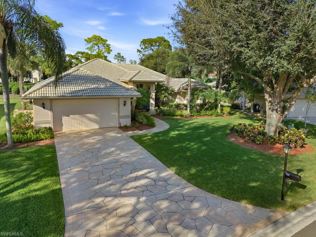 169 Muirfield Cir, Naples