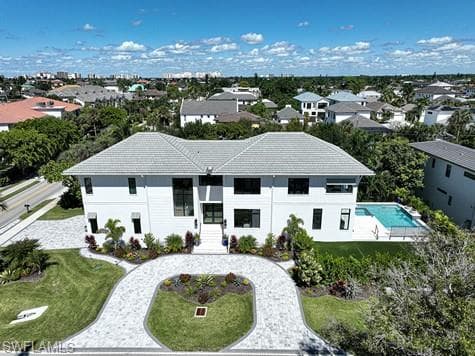 9100 Vanderbilt Dr, Naples