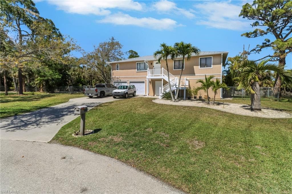 4764 Pembrooke Ln, Bonita Springs