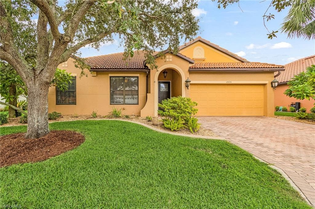 12424 Country Day Cir, Fort Myers