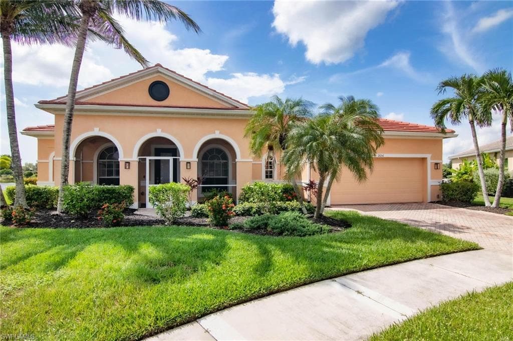 2656 Fairmont Isle Cir, Cape Coral