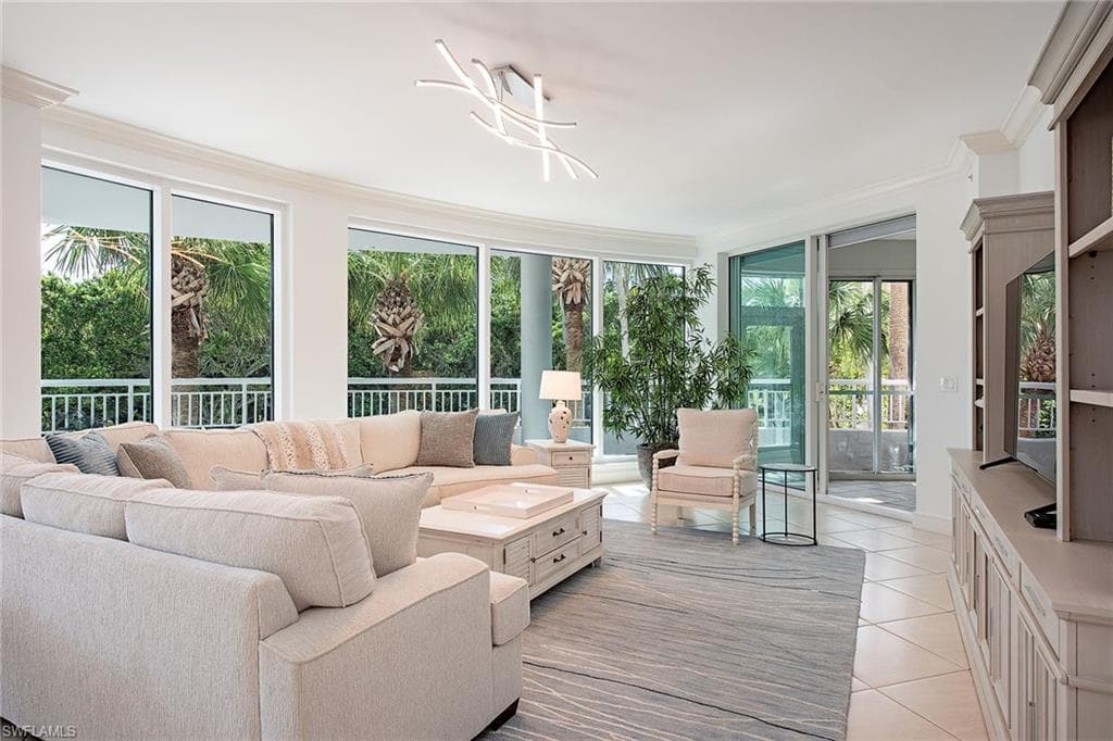 4151 Gulf Shore Blvd #201, Naples, photo 3