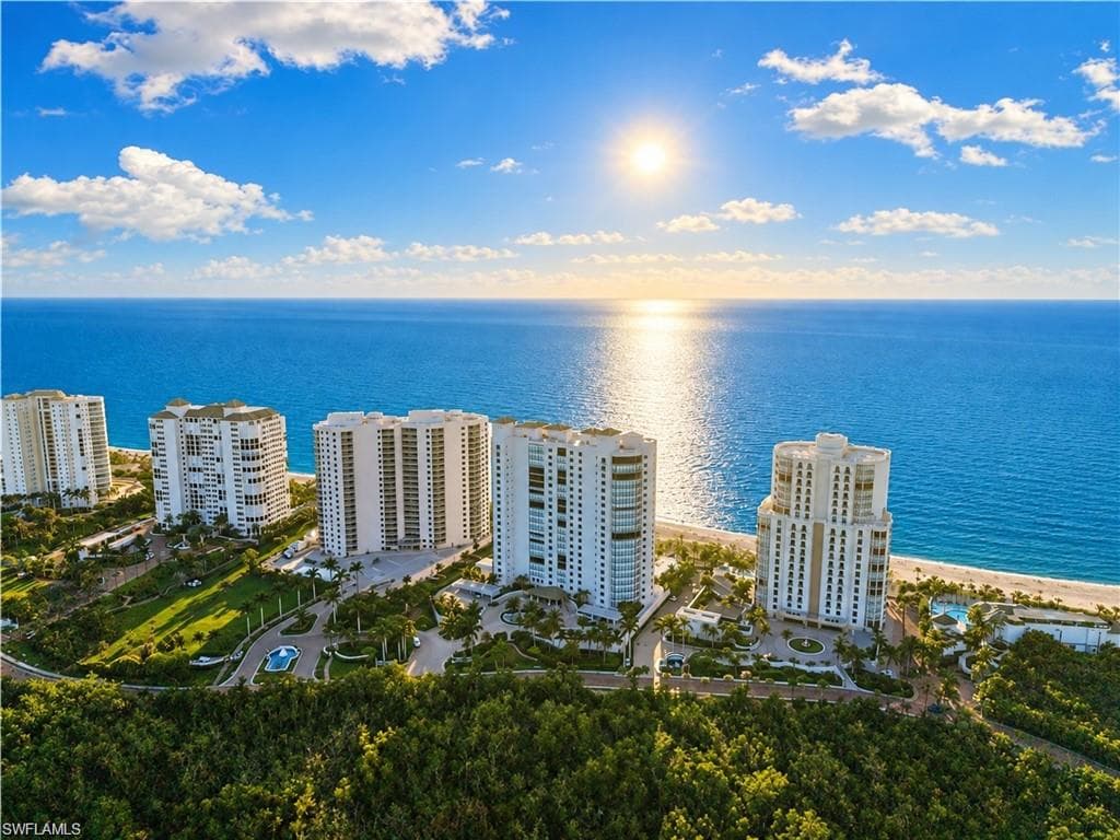8231 Bay Colony Dr #704, Naples