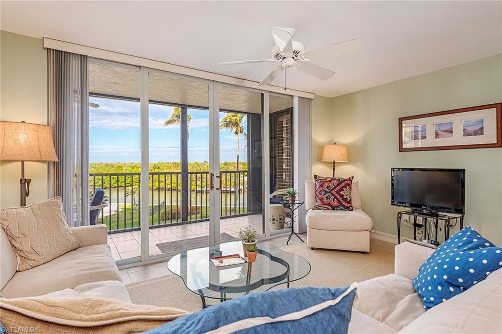 17 Bluebill Ave #203, Naples, photo 2