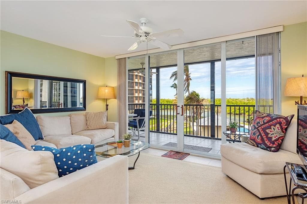 17 Bluebill Ave #203, Naples