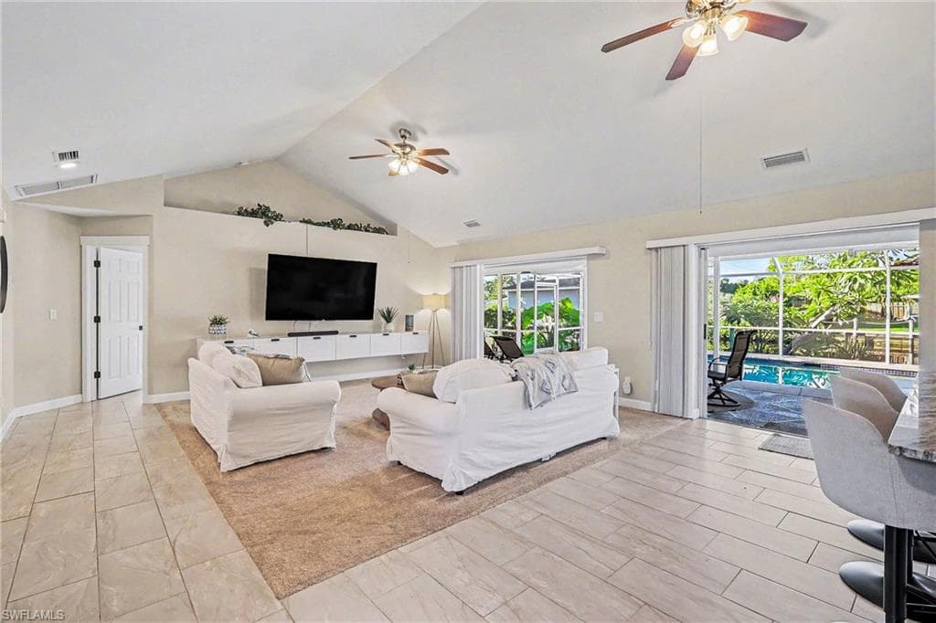 330 Bamboo Dr, North Fort Myers, photo 3