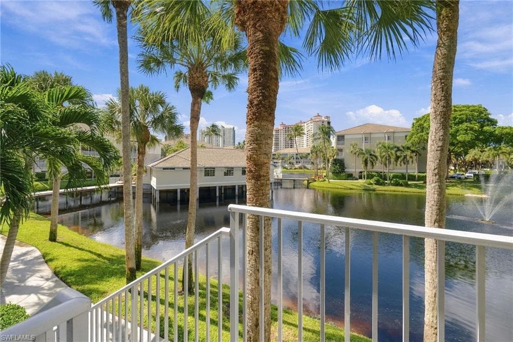 7670 Pebble Creek Cir #103, Naples