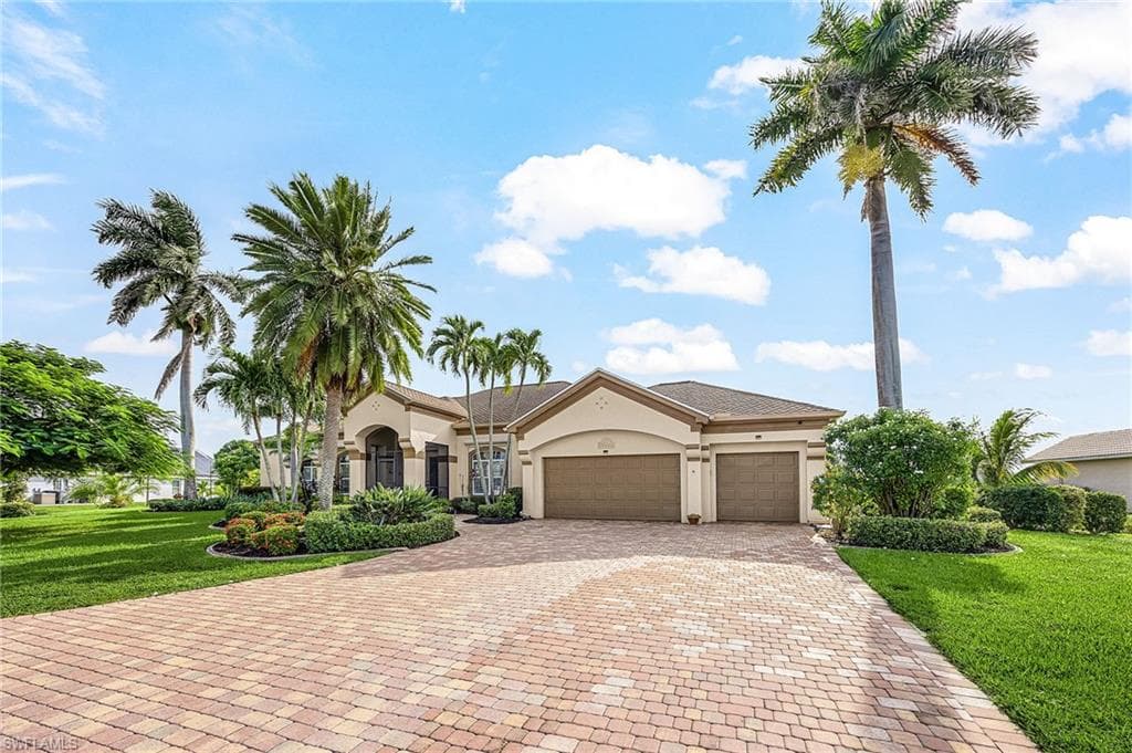 11928 King James Ct, Cape Coral, photo 3