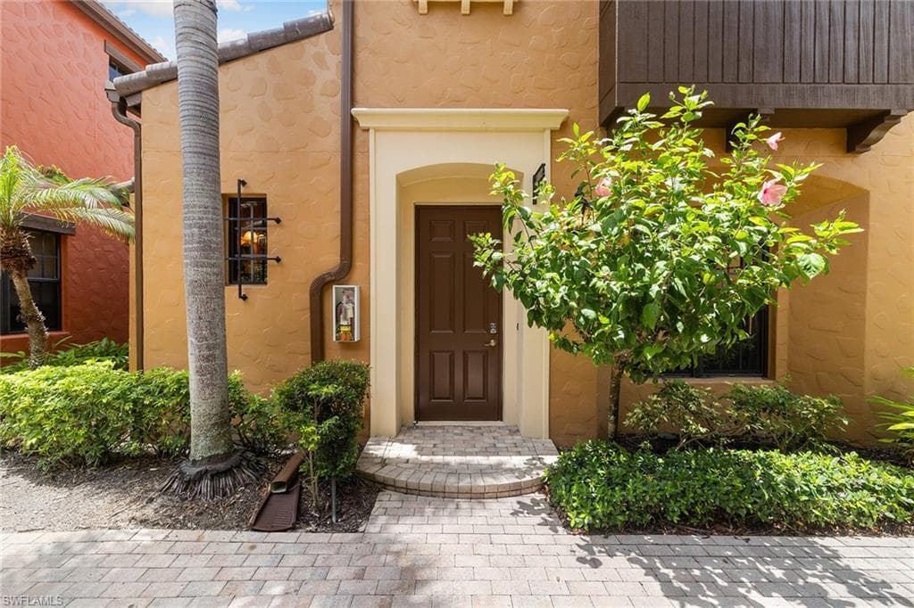 8957 Malibu St #502, Naples, photo 2
