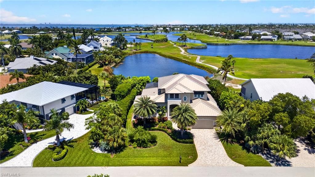 9066 Mockingbird Dr, Sanibel
