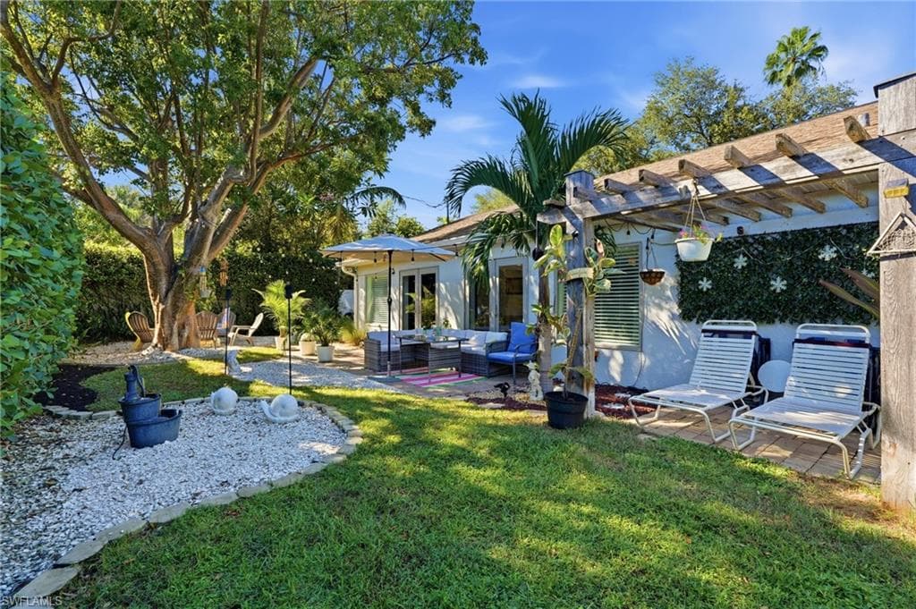 1466 Winkler Ave, Fort Myers, photo 3