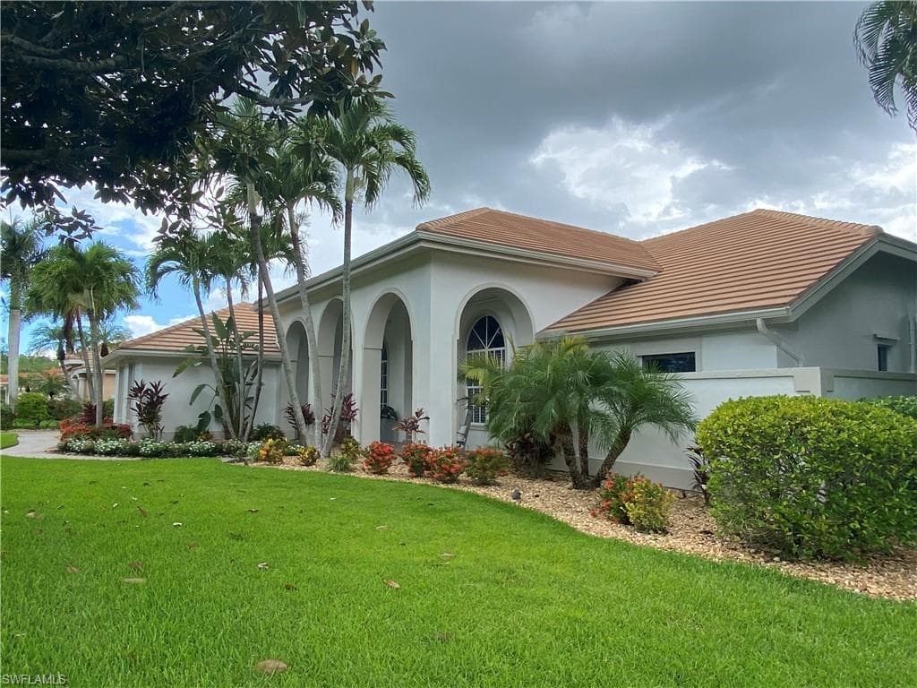 20419 Wildcat Run Dr, Estero