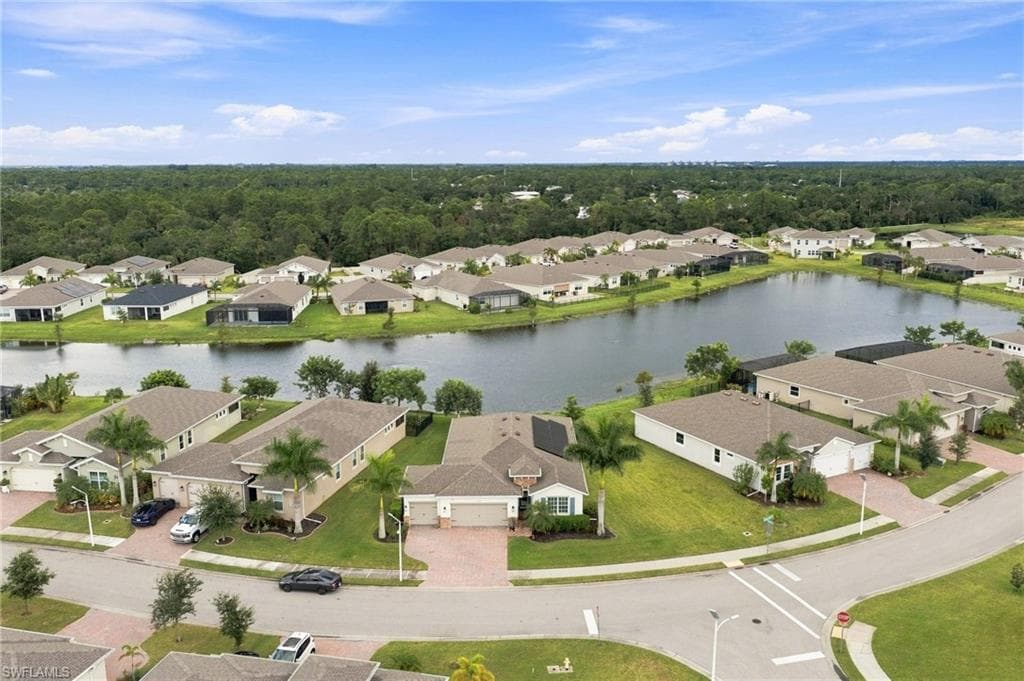18121 Everson Miles Cir, North Fort Myers, photo 2