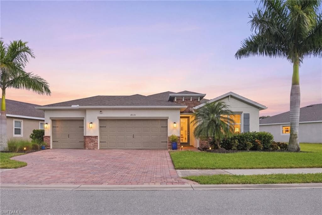 18121 Everson Miles Cir, North Fort Myers
