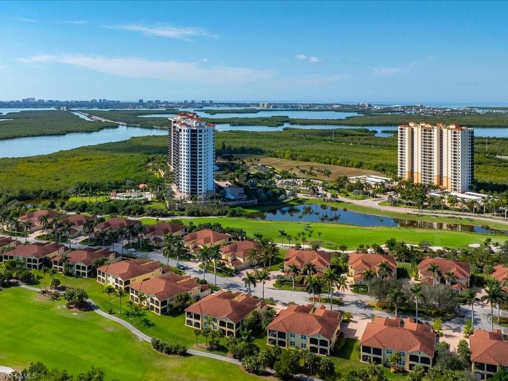 1294 Rialto Way #202, Naples