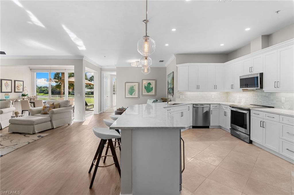 1540 Clermont Dr #103, Naples, photo 3