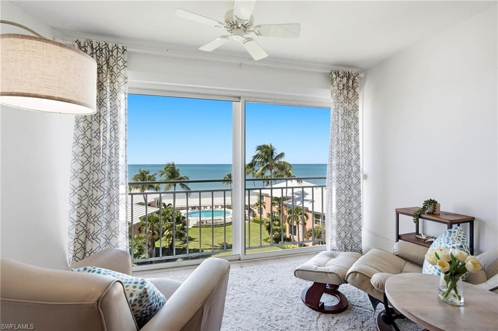 2401 Gulf Shore Blvd #52, Naples, photo 3