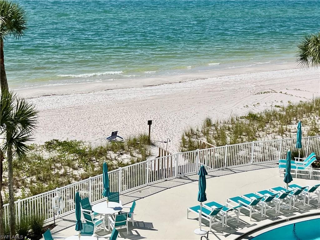 2885 Gulf Shore Blvd #304, Naples, photo 2