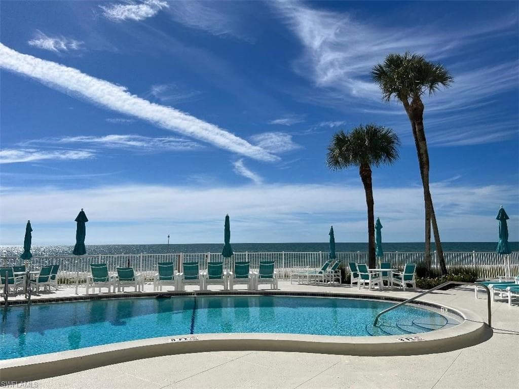 2885 Gulf Shore Blvd #304, Naples, photo 3