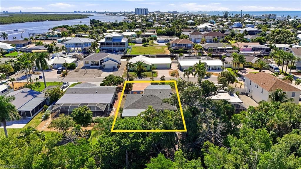 435 Donora Blvd, Fort Myers Beach, photo 2
