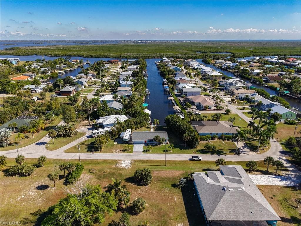 5442 Martin Cv, Bokeelia, photo 2