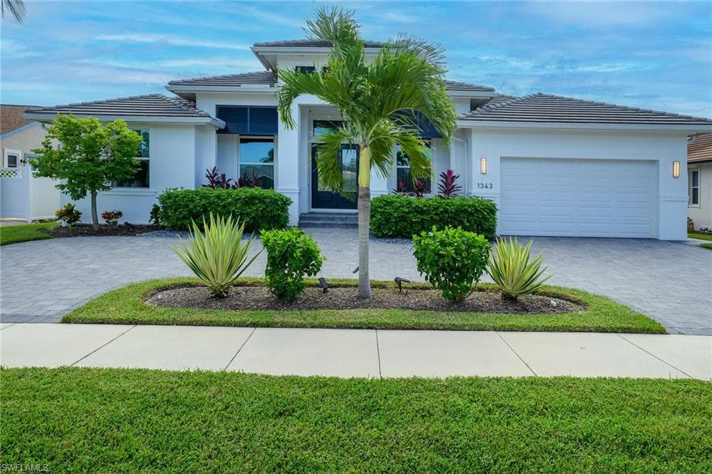 1343 Freeport Ave, Marco Island